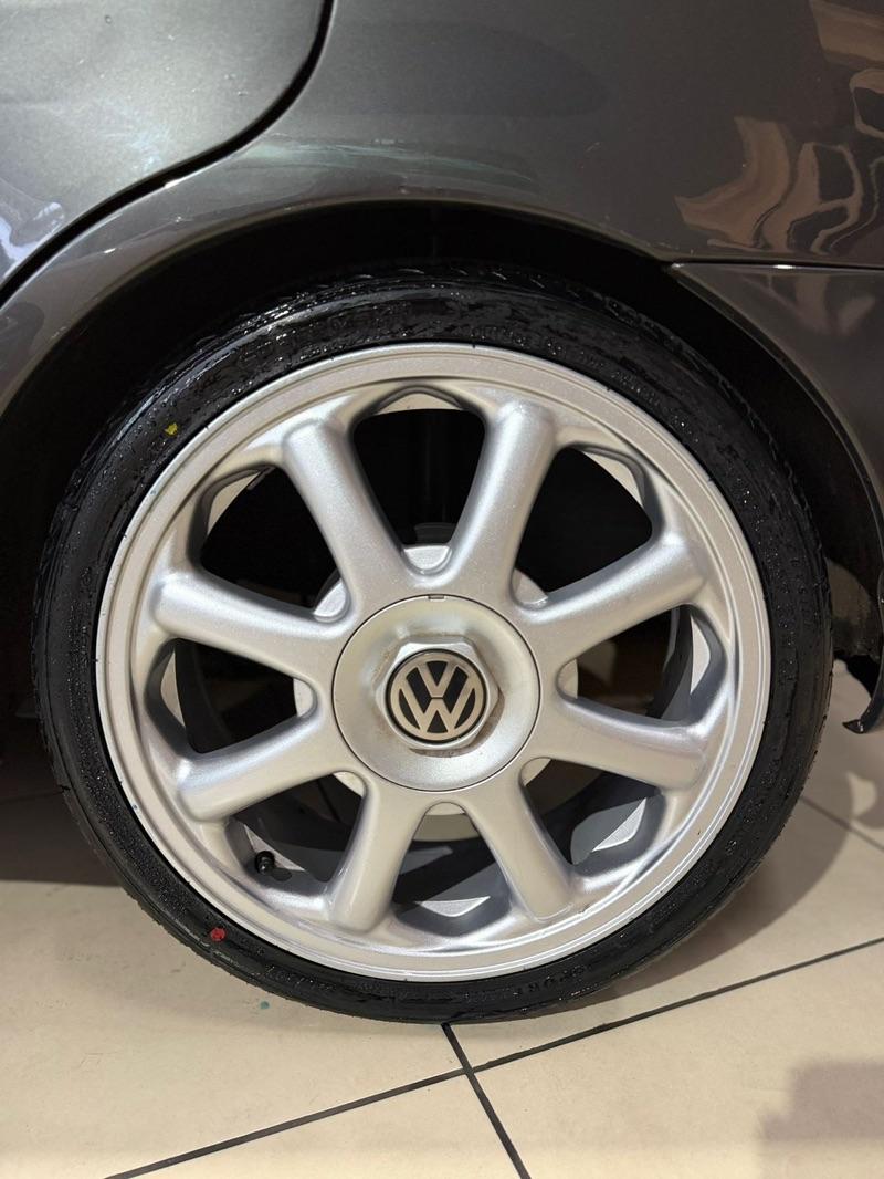 VOLKSWAGEN Gol - Foto