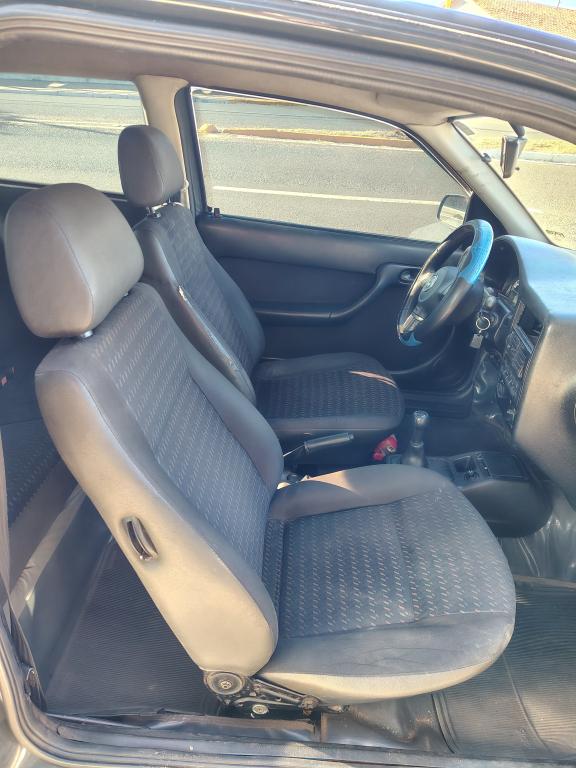 VOLKSWAGEN Gol - Foto