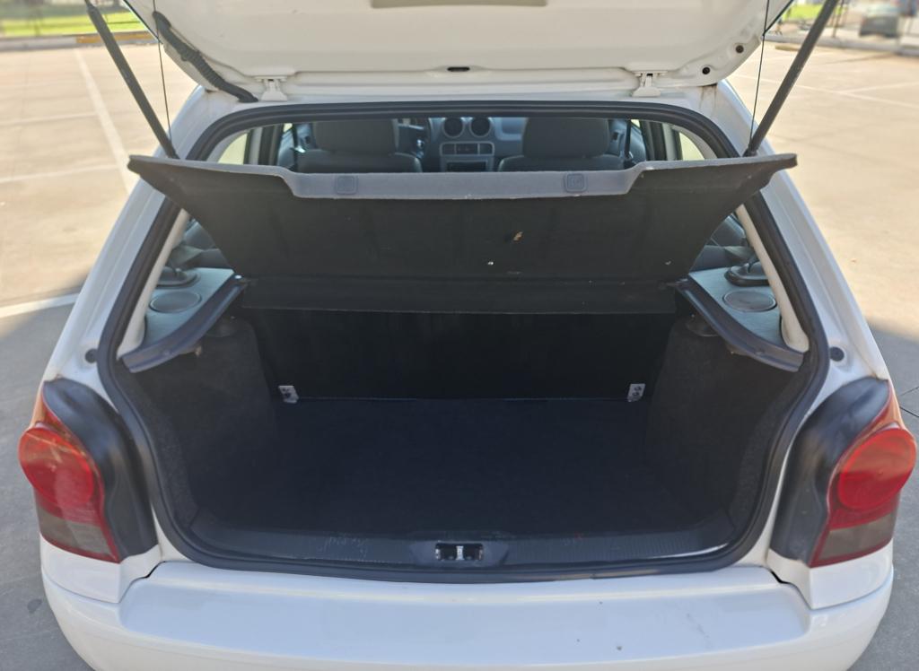 VOLKSWAGEN Gol - Foto