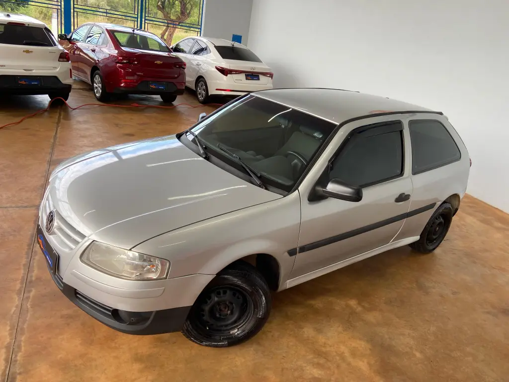 VOLKSWAGEN Gol - Foto