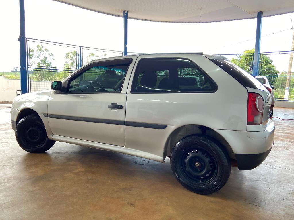 VOLKSWAGEN Gol - Foto