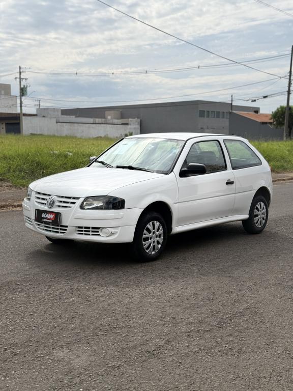 VOLKSWAGEN Gol