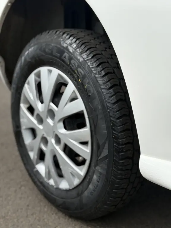 VOLKSWAGEN Gol - Foto
