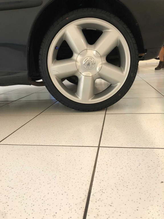 VOLKSWAGEN Gol - Foto