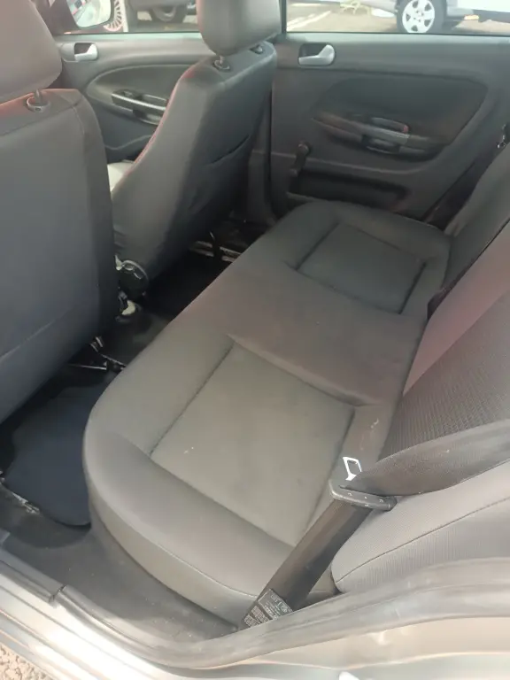 VOLKSWAGEN Gol - Foto