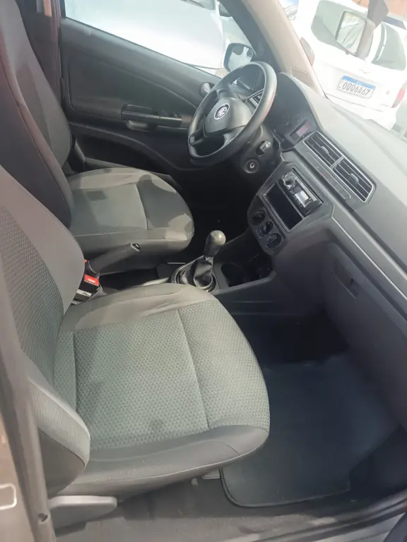 VOLKSWAGEN Gol - Foto