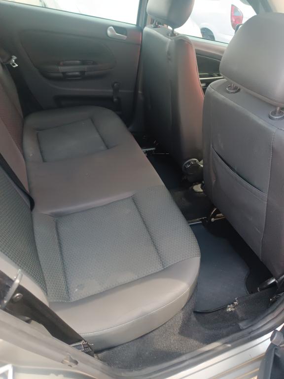 VOLKSWAGEN Gol - Foto