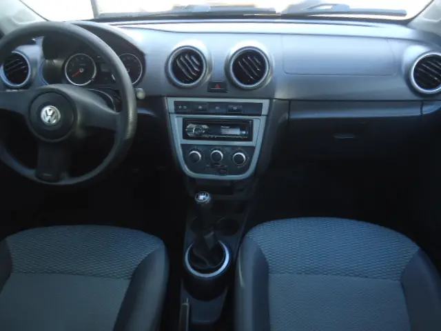 VOLKSWAGEN Gol - Foto