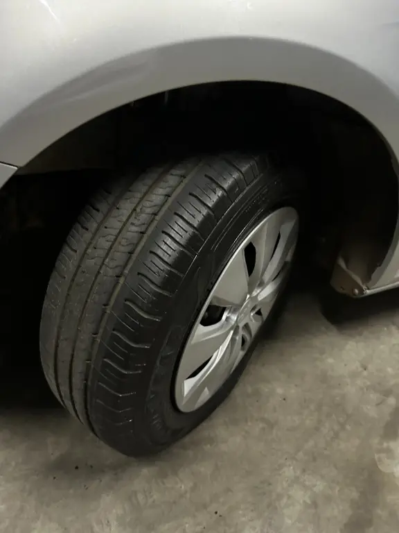 VOLKSWAGEN Gol - Foto