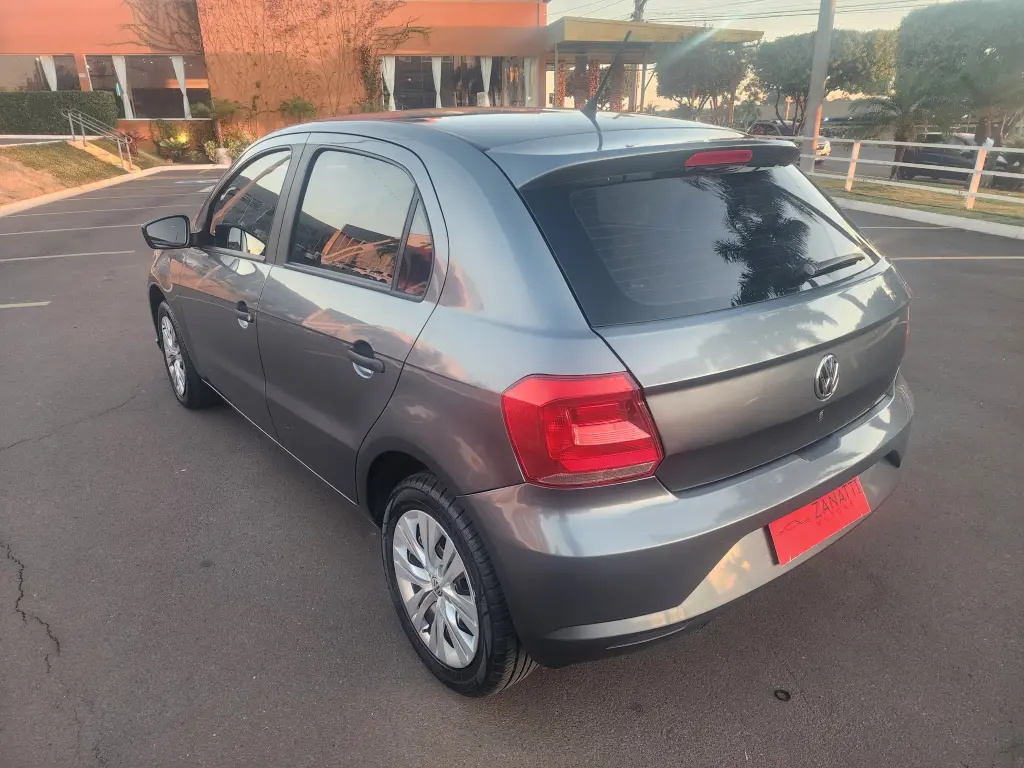 VOLKSWAGEN Gol - Foto