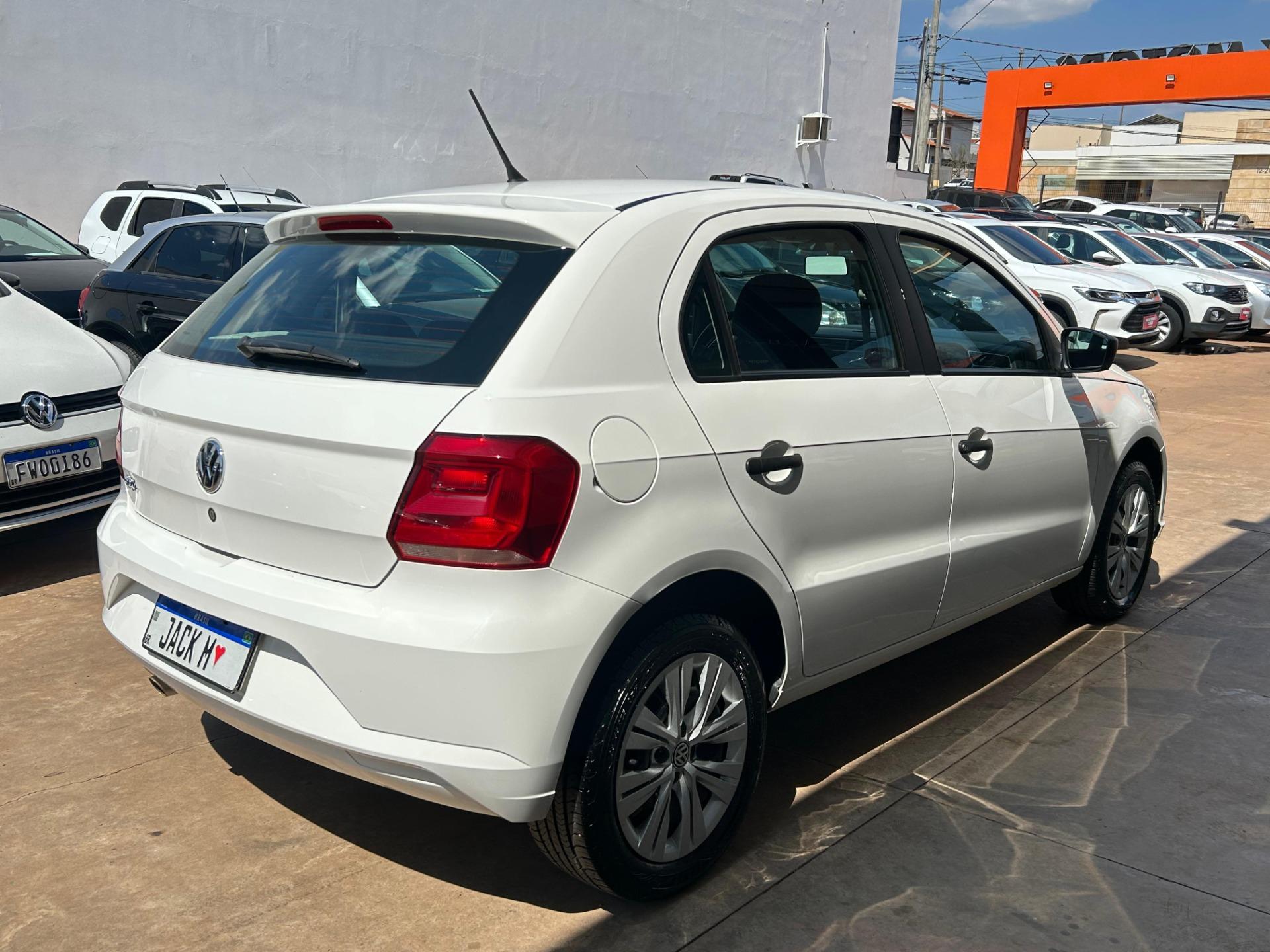 VOLKSWAGEN Gol - Foto