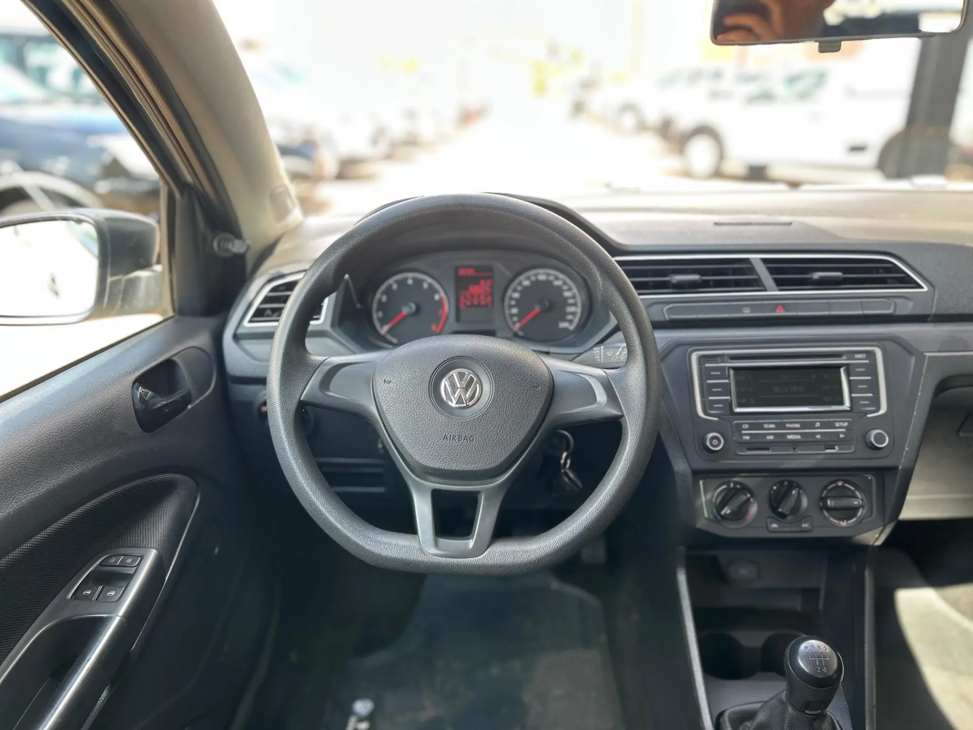 VOLKSWAGEN Gol - Foto