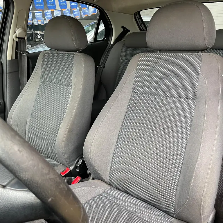 VOLKSWAGEN Gol - Foto