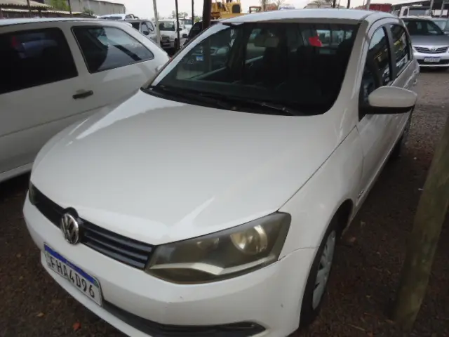 VOLKSWAGEN Gol