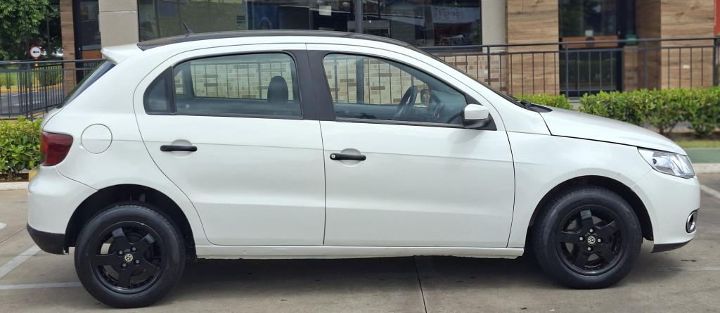 VOLKSWAGEN Gol - Foto