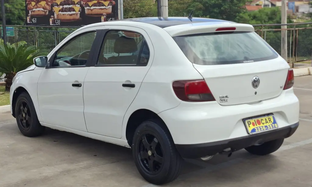 VOLKSWAGEN Gol - Foto