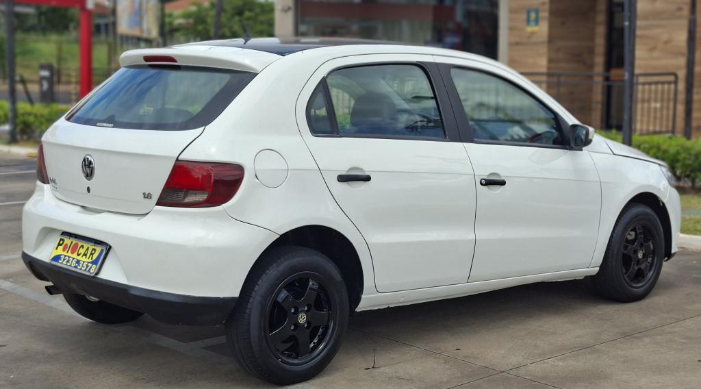 VOLKSWAGEN Gol - Foto
