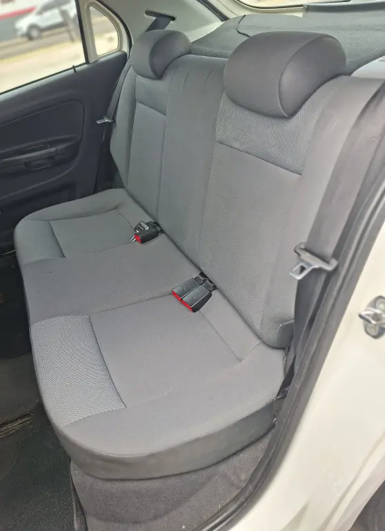 VOLKSWAGEN Gol - Foto