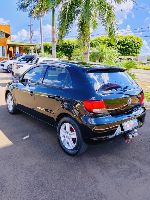 VOLKSWAGEN Gol - Foto