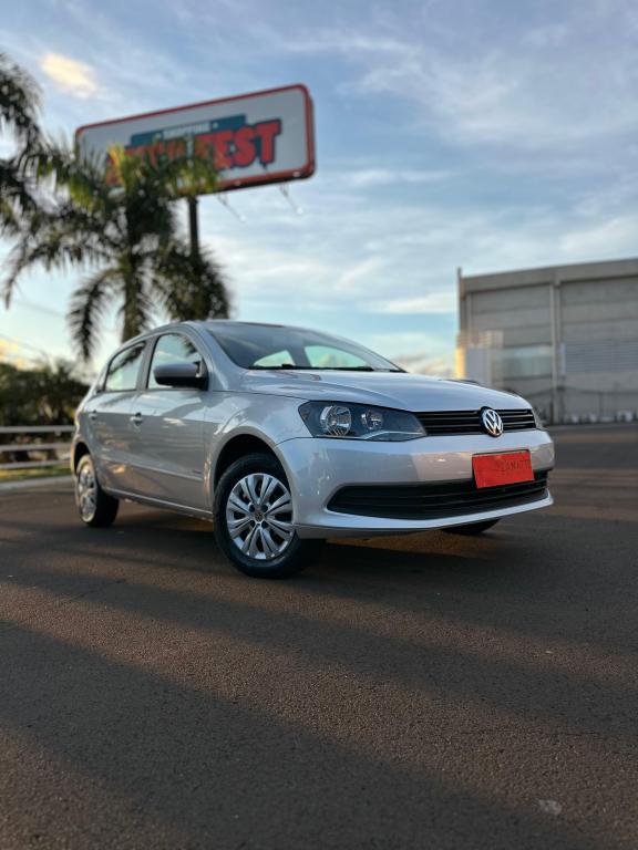 VOLKSWAGEN Gol
