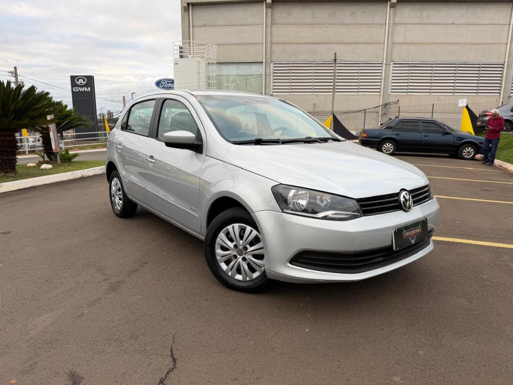 VOLKSWAGEN Gol