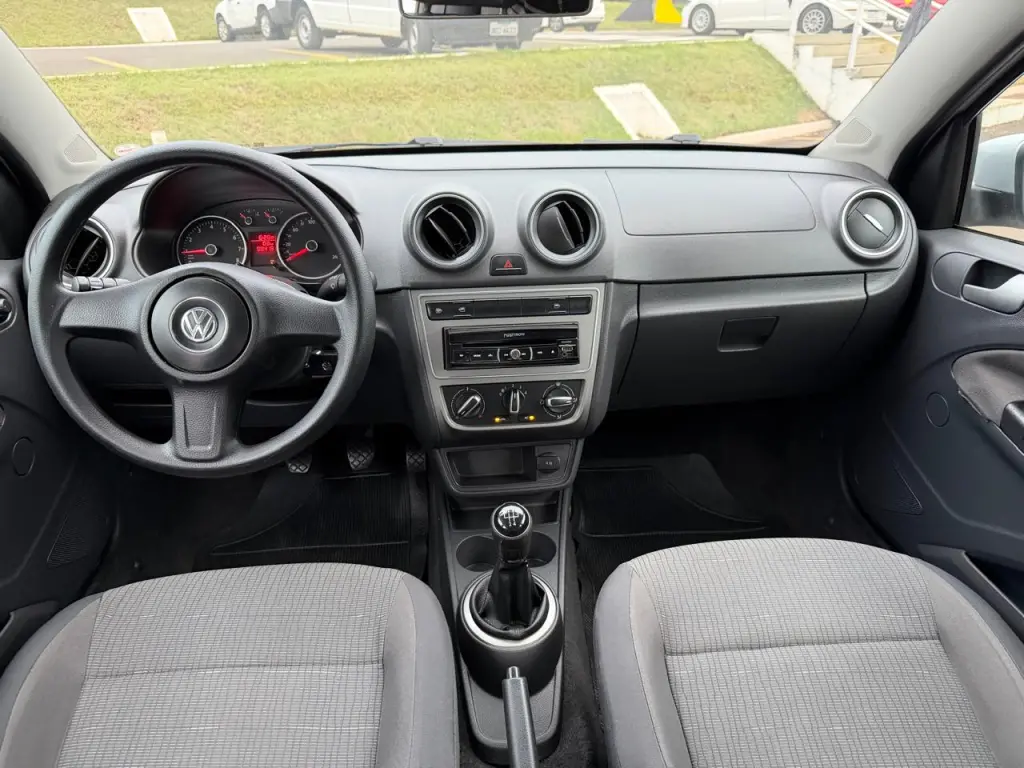 VOLKSWAGEN Gol - Foto
