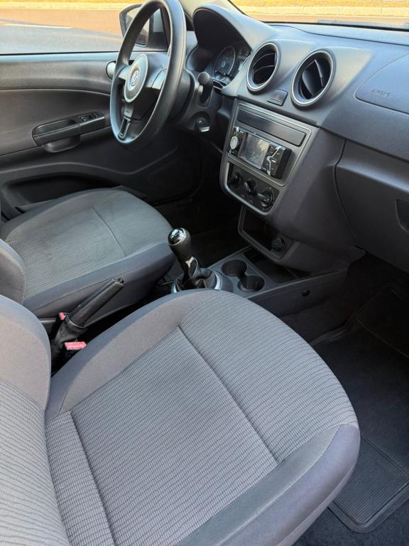 VOLKSWAGEN Gol - Foto