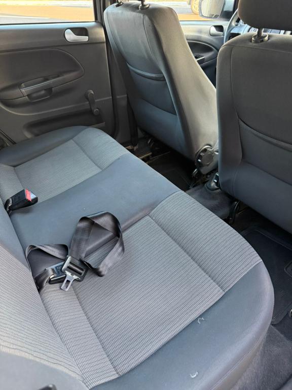 VOLKSWAGEN Gol - Foto