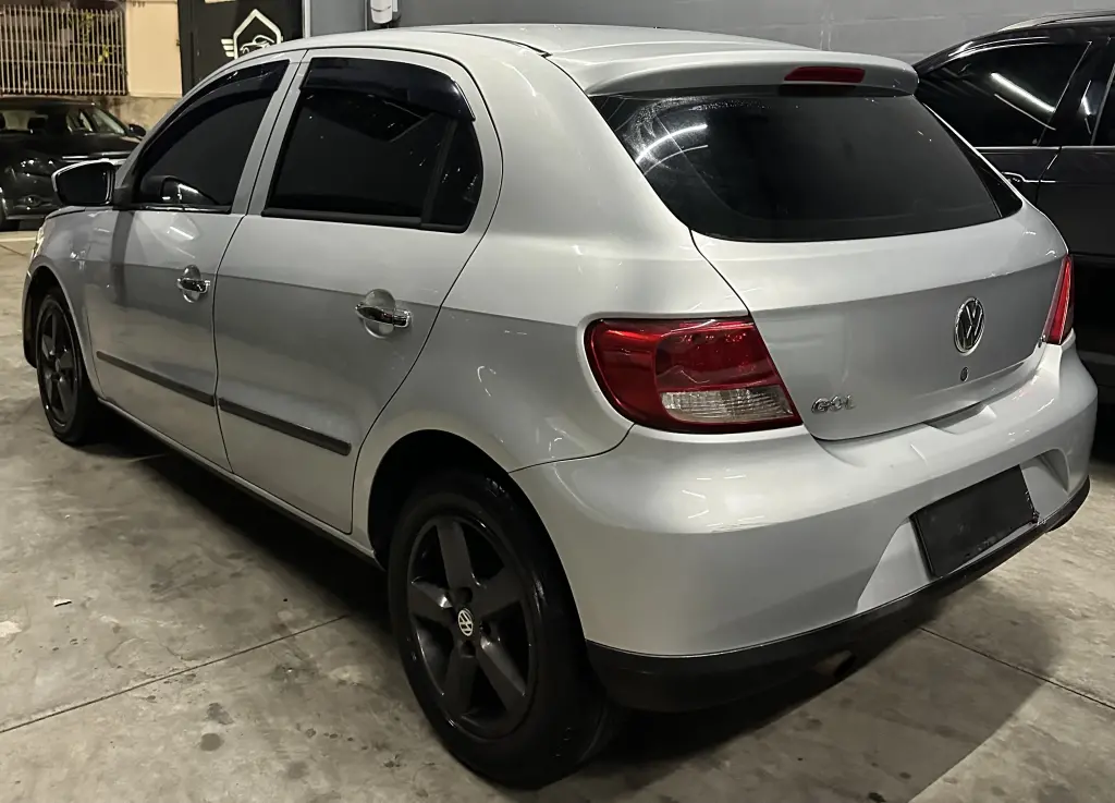 VOLKSWAGEN Gol - Foto