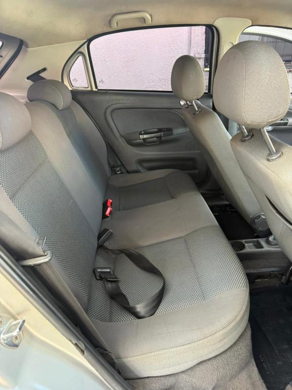 VOLKSWAGEN Gol - Foto