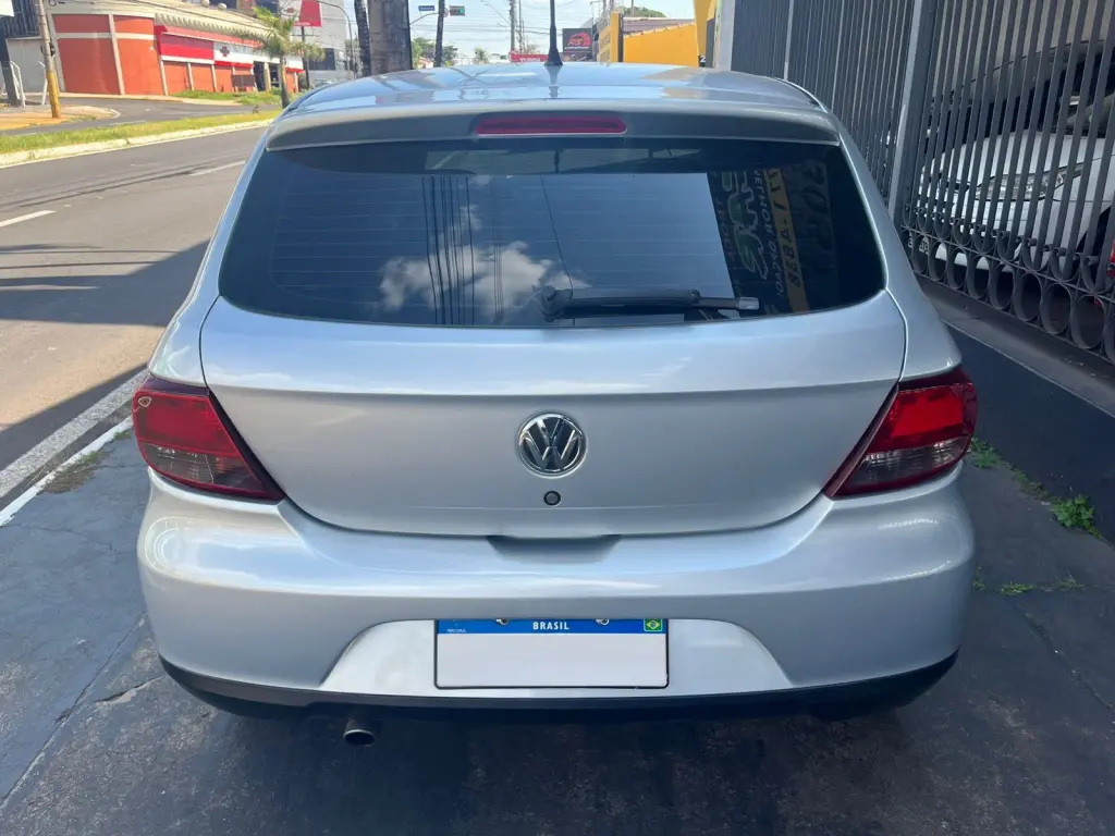 VOLKSWAGEN Gol - Foto