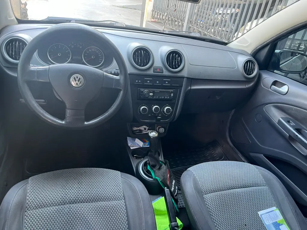 VOLKSWAGEN Gol - Foto