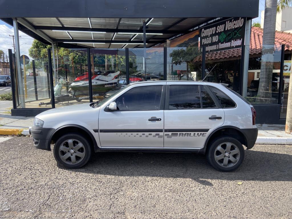VOLKSWAGEN Gol - Foto