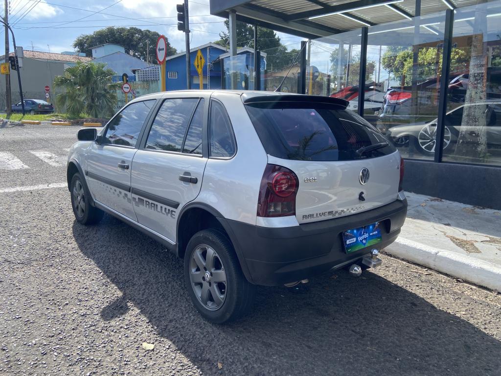 VOLKSWAGEN Gol - Foto