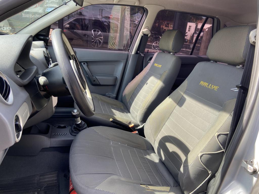 VOLKSWAGEN Gol - Foto