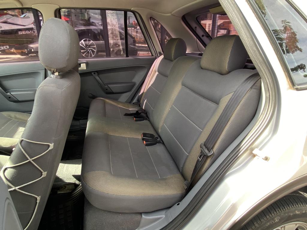 VOLKSWAGEN Gol - Foto