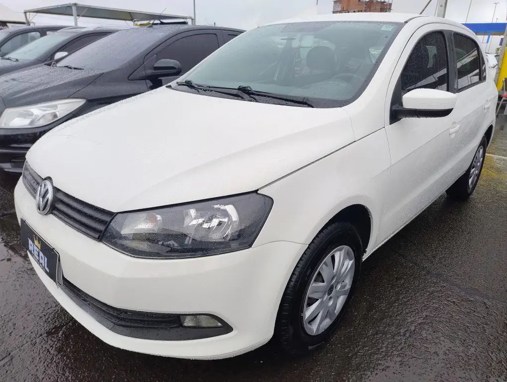 VOLKSWAGEN Gol
