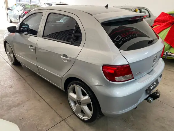 VOLKSWAGEN Gol - Foto