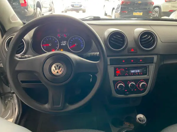 VOLKSWAGEN Gol - Foto