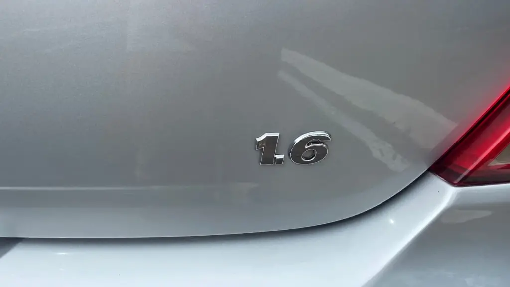 VOLKSWAGEN Gol - Foto