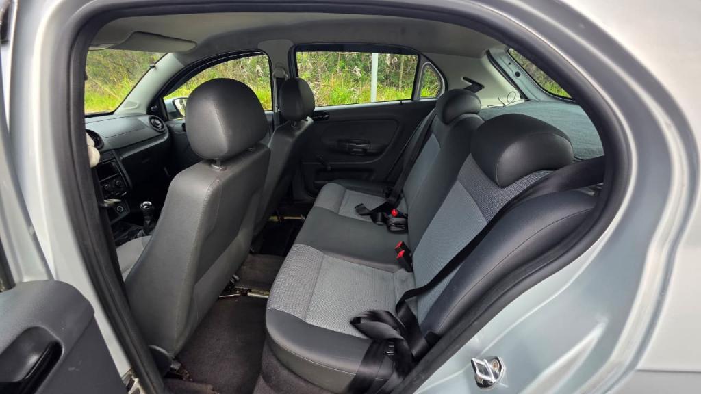 VOLKSWAGEN Gol - Foto