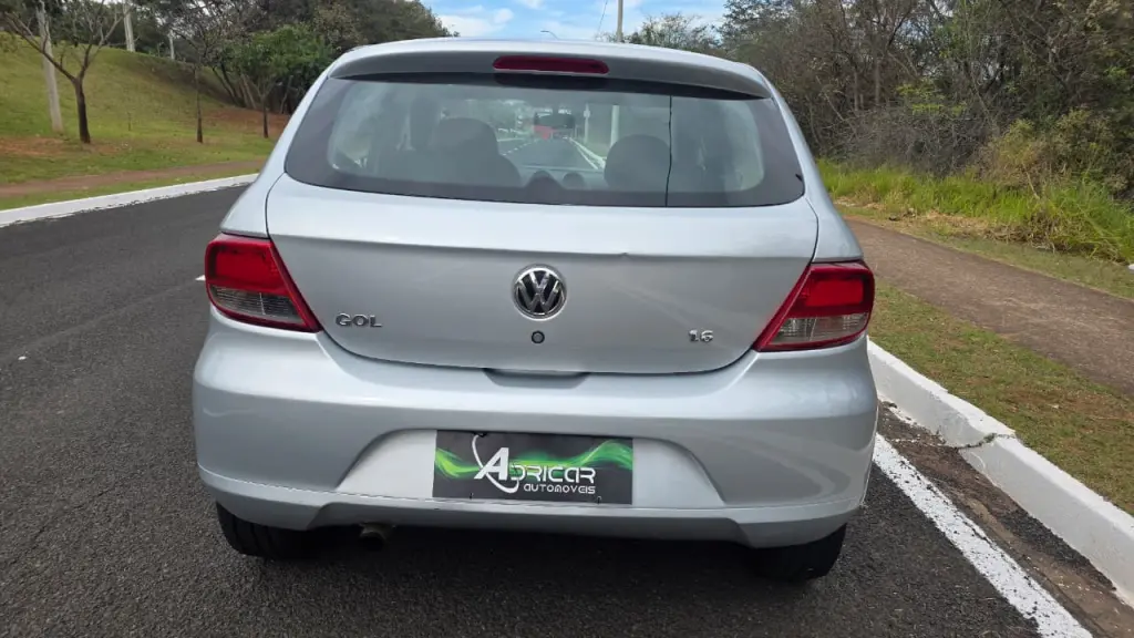VOLKSWAGEN Gol - Foto
