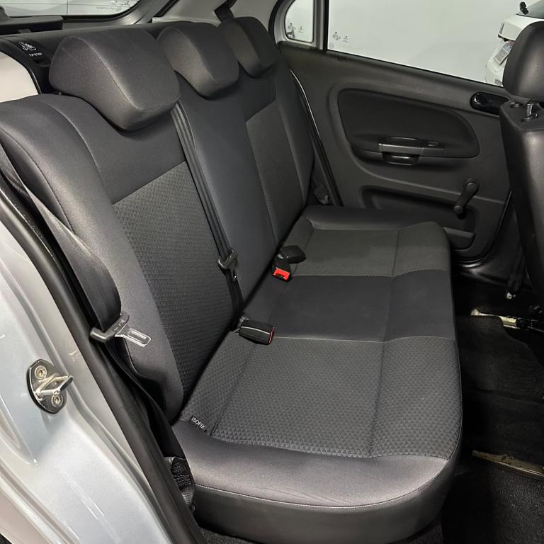 VOLKSWAGEN Gol - Foto