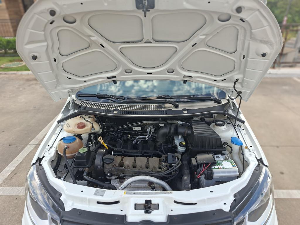 VOLKSWAGEN Gol - Foto