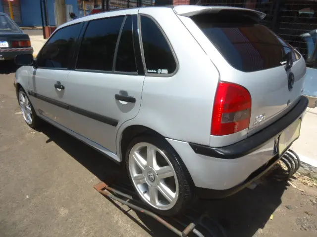 VOLKSWAGEN Gol - Foto