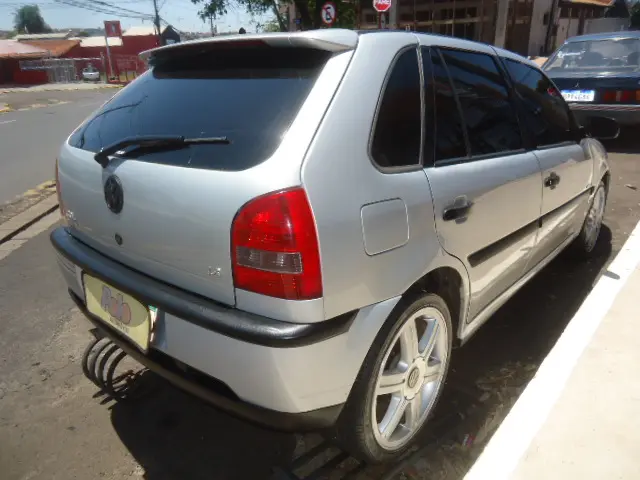 VOLKSWAGEN Gol - Foto