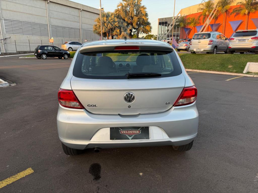 VOLKSWAGEN Gol - Foto