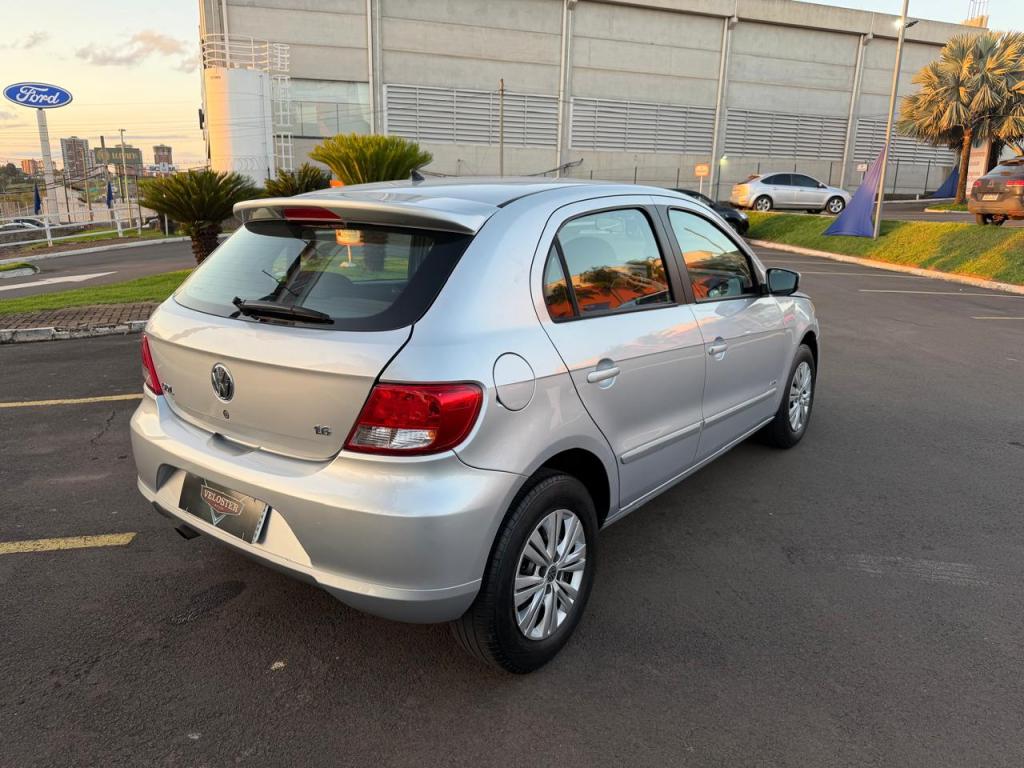 VOLKSWAGEN Gol - Foto