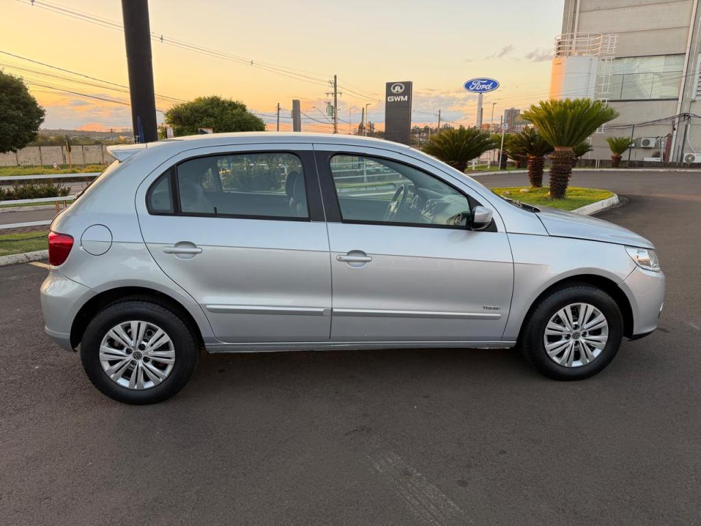 VOLKSWAGEN Gol - Foto