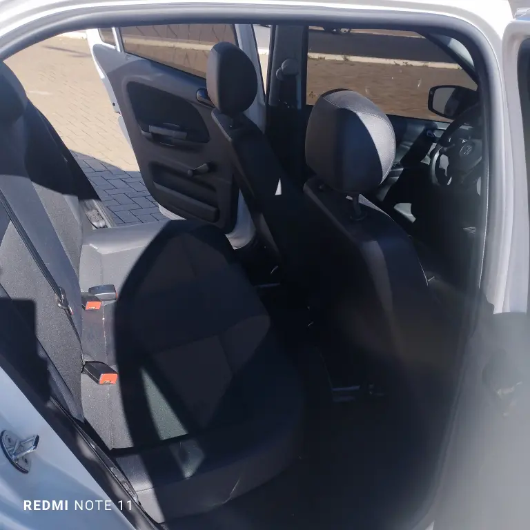 VOLKSWAGEN Gol - Foto